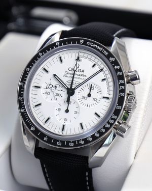 Omeg_a Speedmaster Professional Moonwatch