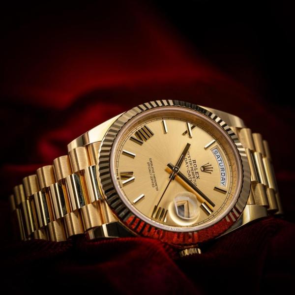 Rolex Daydate FullGold With Roman Number