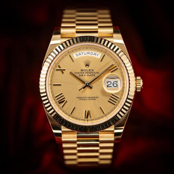 Rolex Daydate FullGold With Roman Number