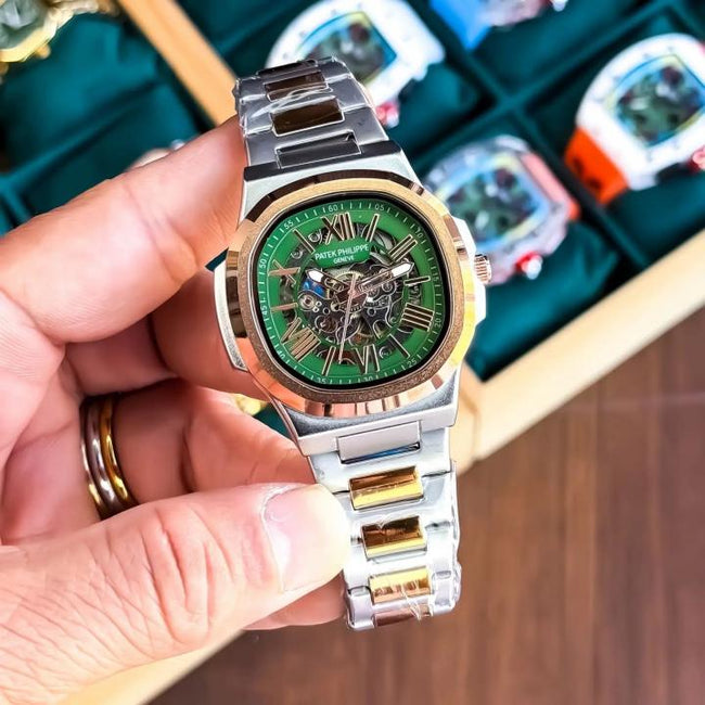 Patek Philipe Automatic Watch Hover Image