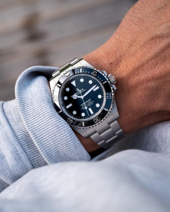 Rolex Submariner Silver Chain Black Dail