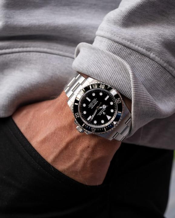 Rolex Submariner Silver Chain Black Dail Main Image